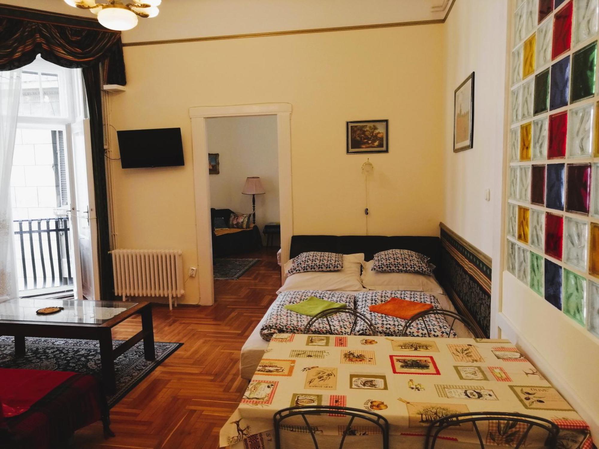 Garibaldi 5 Apartments & Rooms Budapest Exterior photo